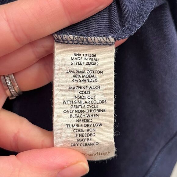 Soft Surroundings Cerulean Keyhole Top Navy Blue size Medium - Picture 5 of 8